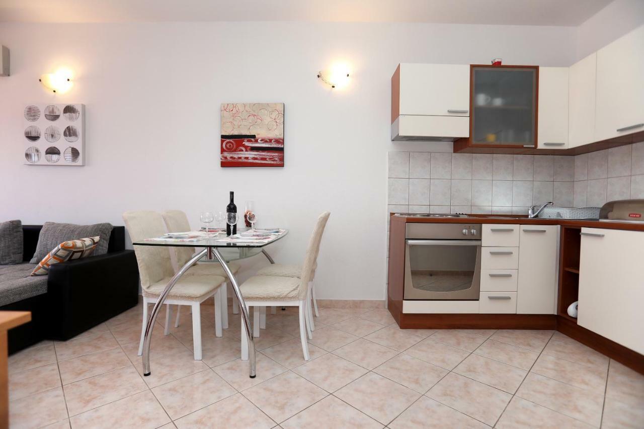 Apartment Mavarcica Trogir Ngoại thất bức ảnh